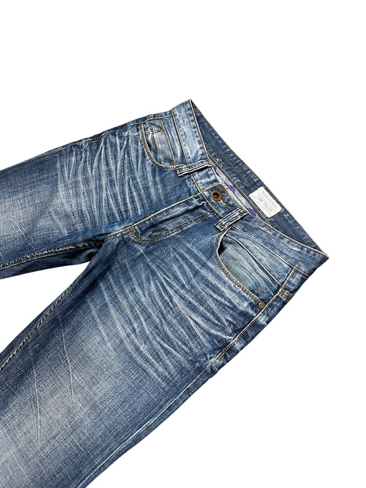 Vintage Tom Tailor Y2K Flared Jeans „New Dennis“ (M) – Detailaufnahme 1