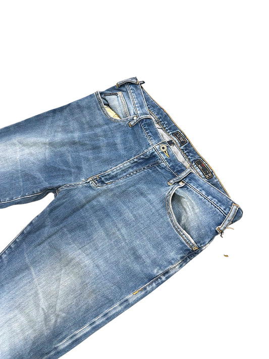 Vintage Armani Jeans Straight Leg Jeans (L) – Detailaufnahme 1