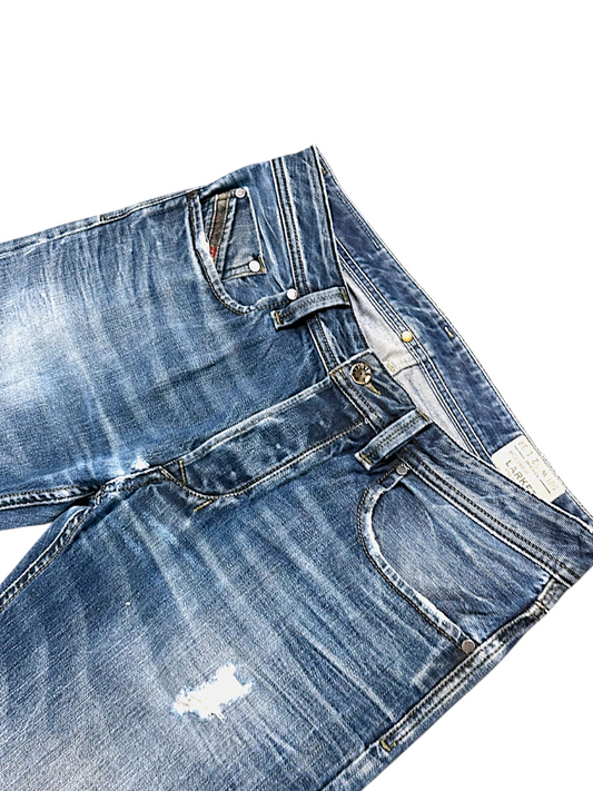 Vintage Diesel Y2K Straight Leg Jeans „LARKEE“ (L)
