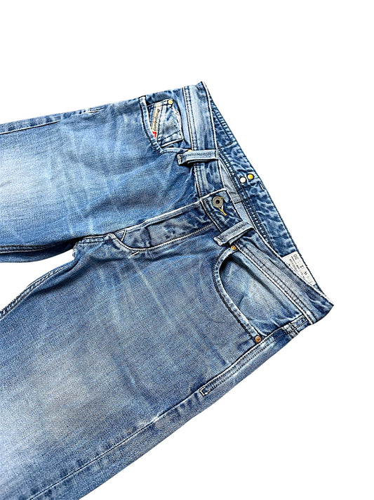 Vintage Diesel Y2K Straight Leg Jeans „Larkee“ (S)