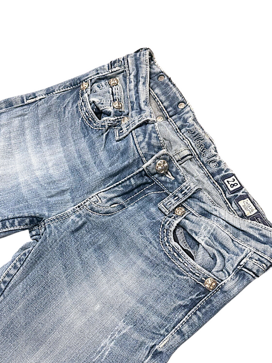 Vintage Miss Me Y2K Low Waist Bootcut / Flared Damenjeans (S)
