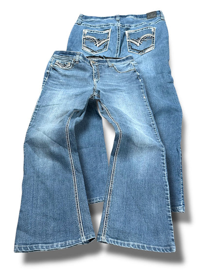 Vintage Embroidery Y2K Mid Waist Bootcut / Flared Damenjeans (S)