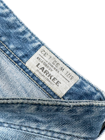 Vintage Diesel Y2K Straight Leg Jeans „Larkee“ (M)