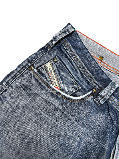 Vintage Diesel Y2K Straight Leg Jeans „Yarik“ (S)