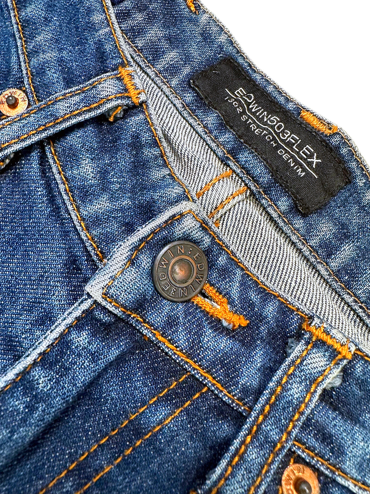 Vintage Edwin Straight Leg Damenjeans (M) – Detailaufnahme 2