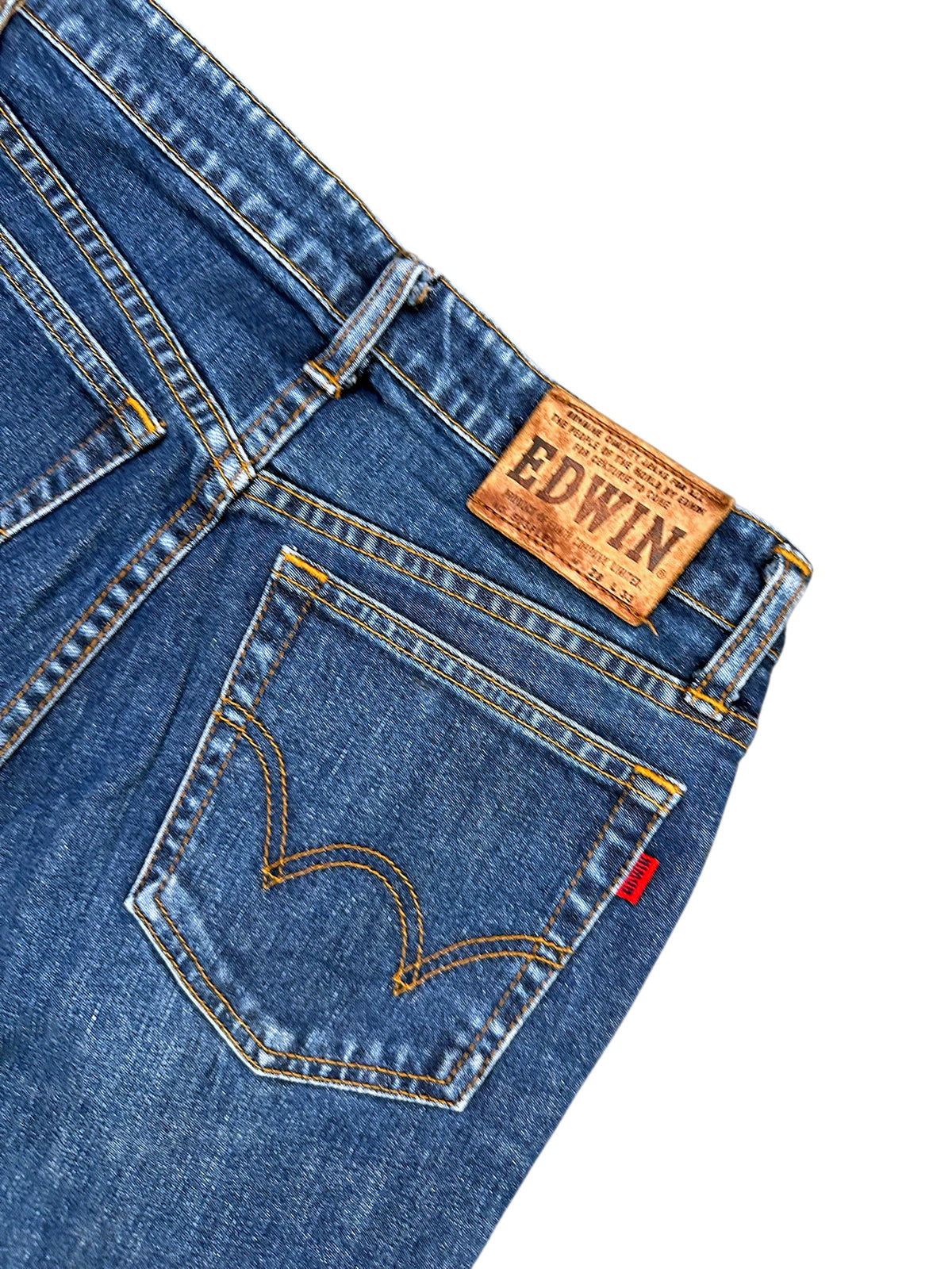 Vintage Edwin Straight Leg Damenjeans (M) – Detailaufnahme 4