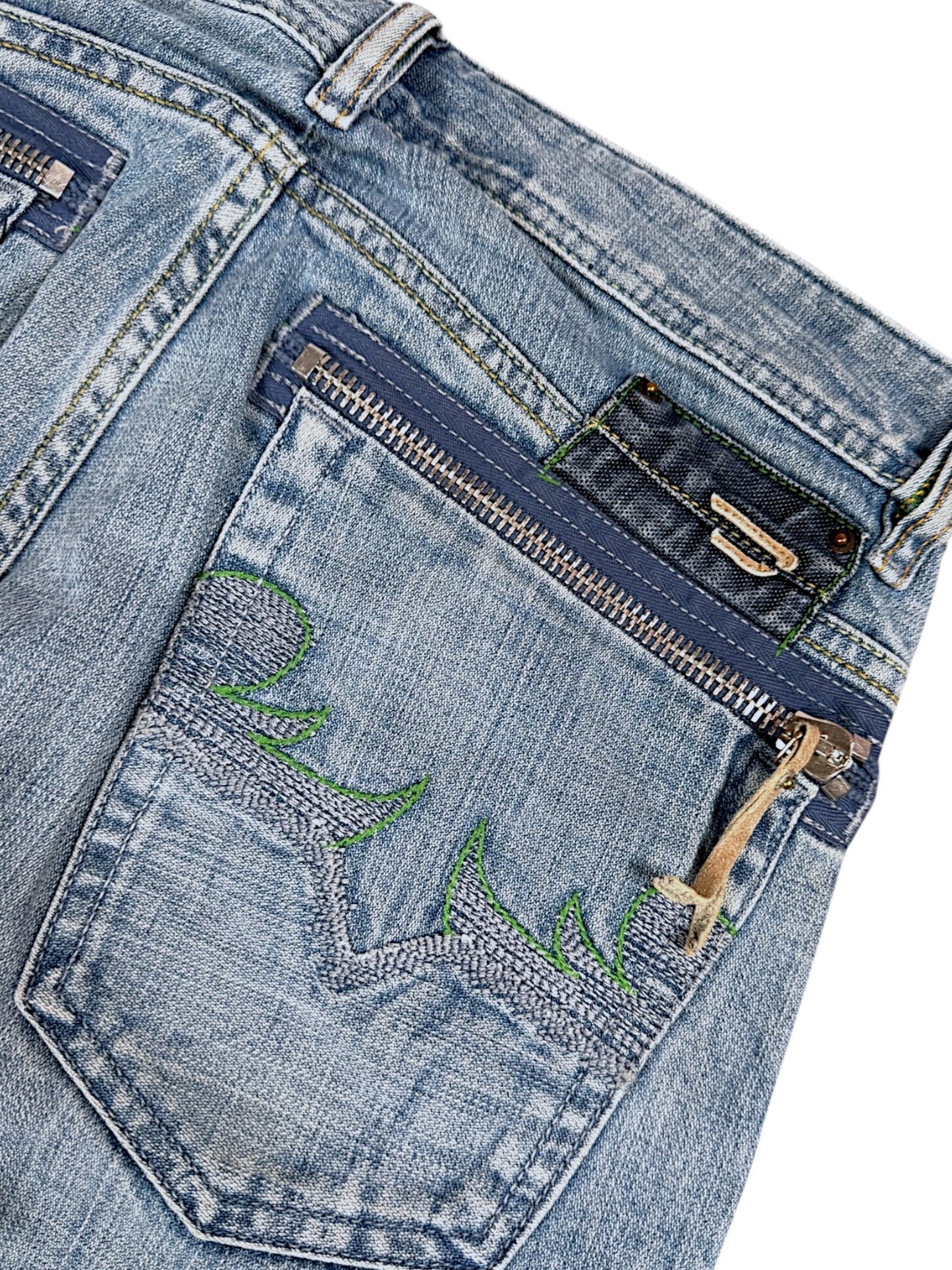Vintage Diesel y2k Jeans (L)