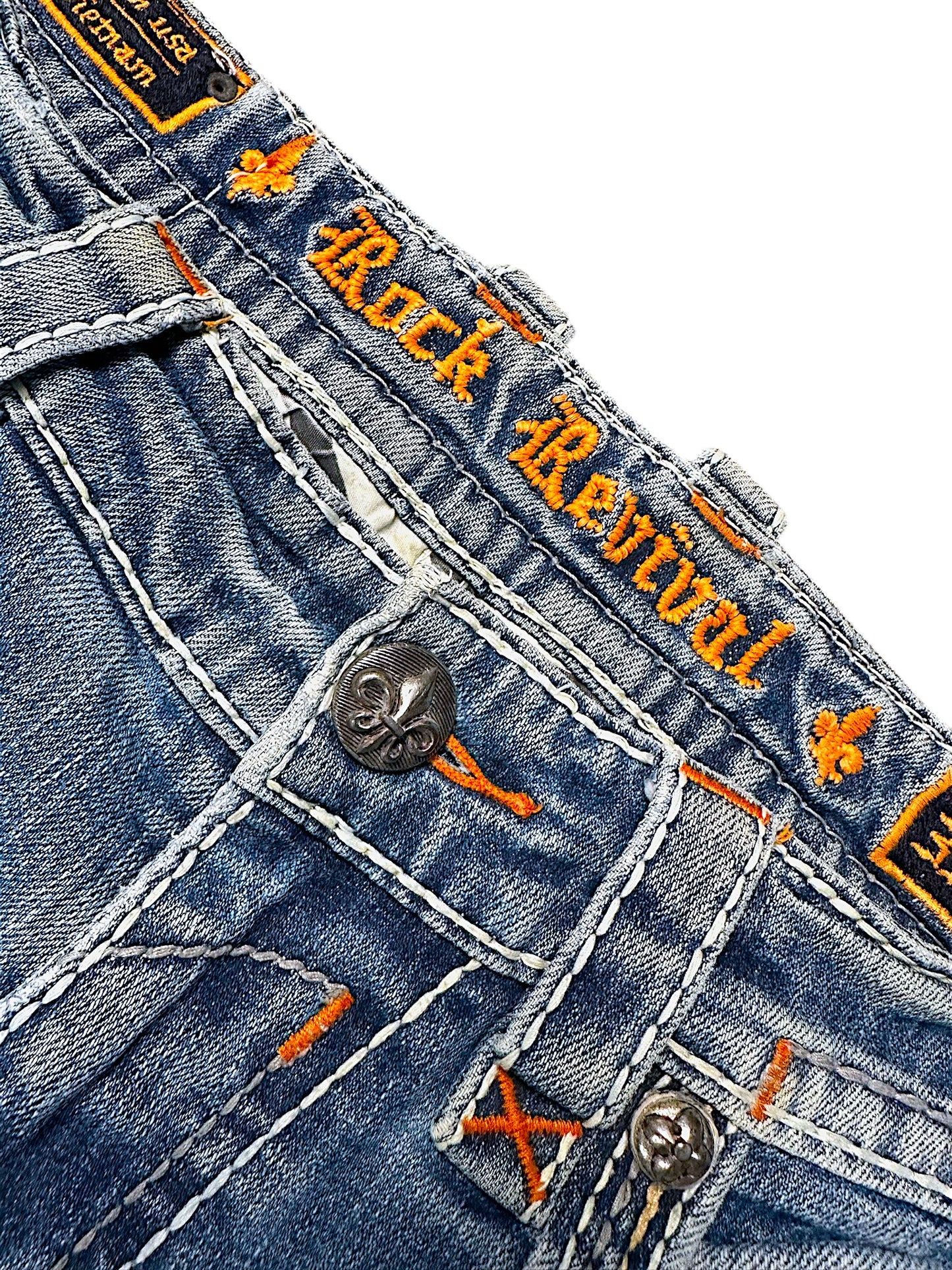 Vintage Rock Revival Y2K Straight Leg Jeans (S)