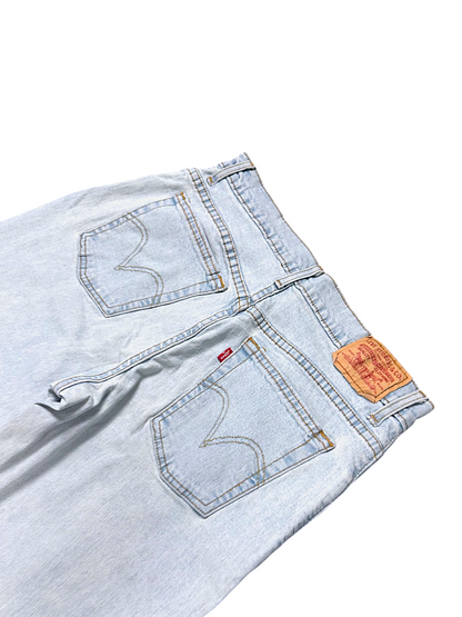 Vintage Levi‘s Bootcut / Flared Damenjeans „RELAXED BOOT CUT 556“ (M)