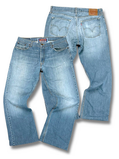 Vintage Levi’s Flared Jeans „527 Bootcut“ (L) – Vorder- und Rückansicht