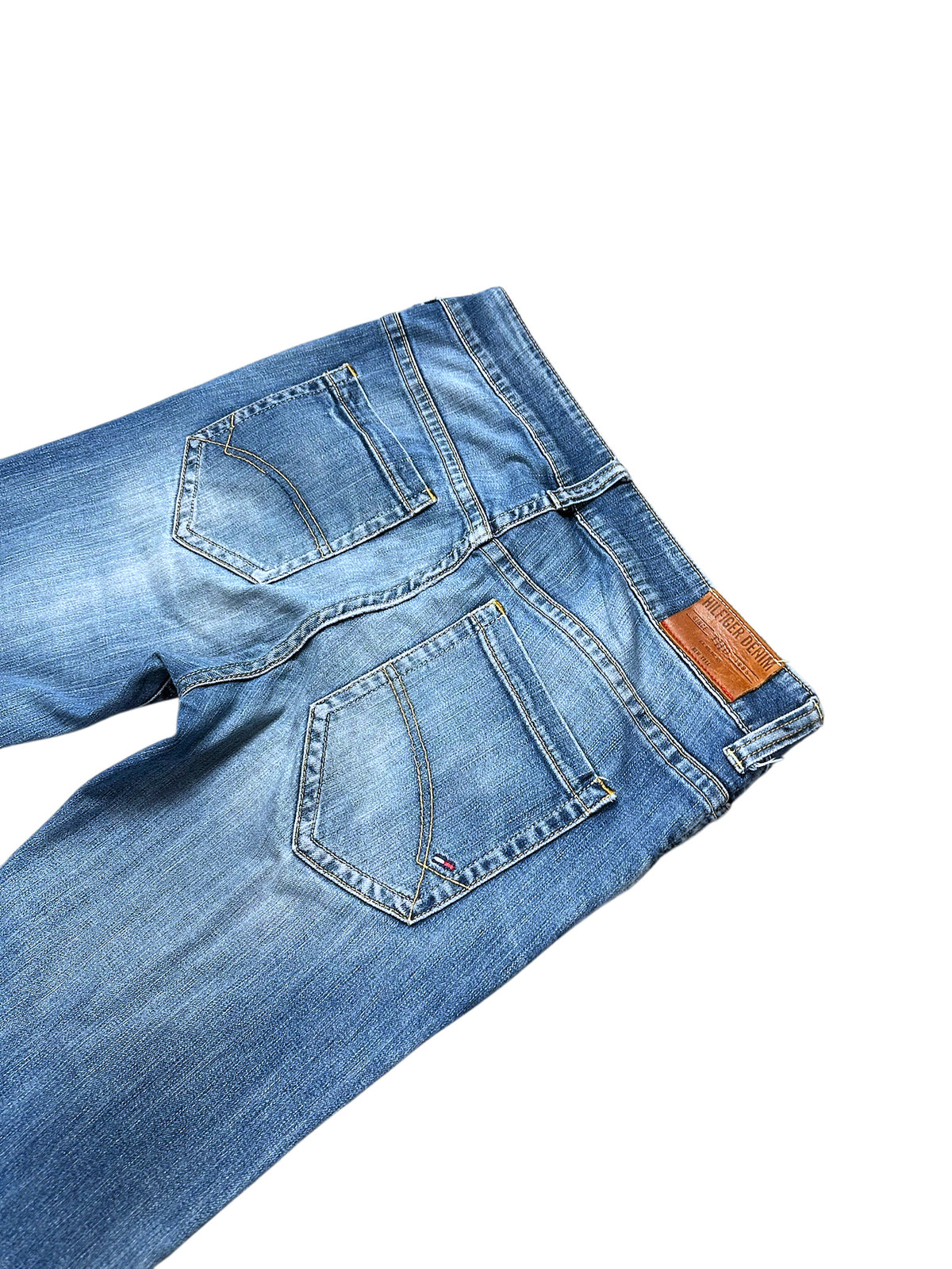 Vintage Tommy Hilfiger Y2K Straight Leg Jeans (M) – Detailaufnahme 4