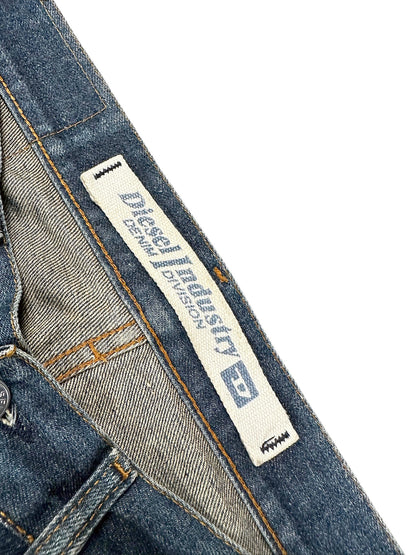 Vintage Diesel Straight Leg Jeans „Industry“ (L) – Detailaufnahme 3