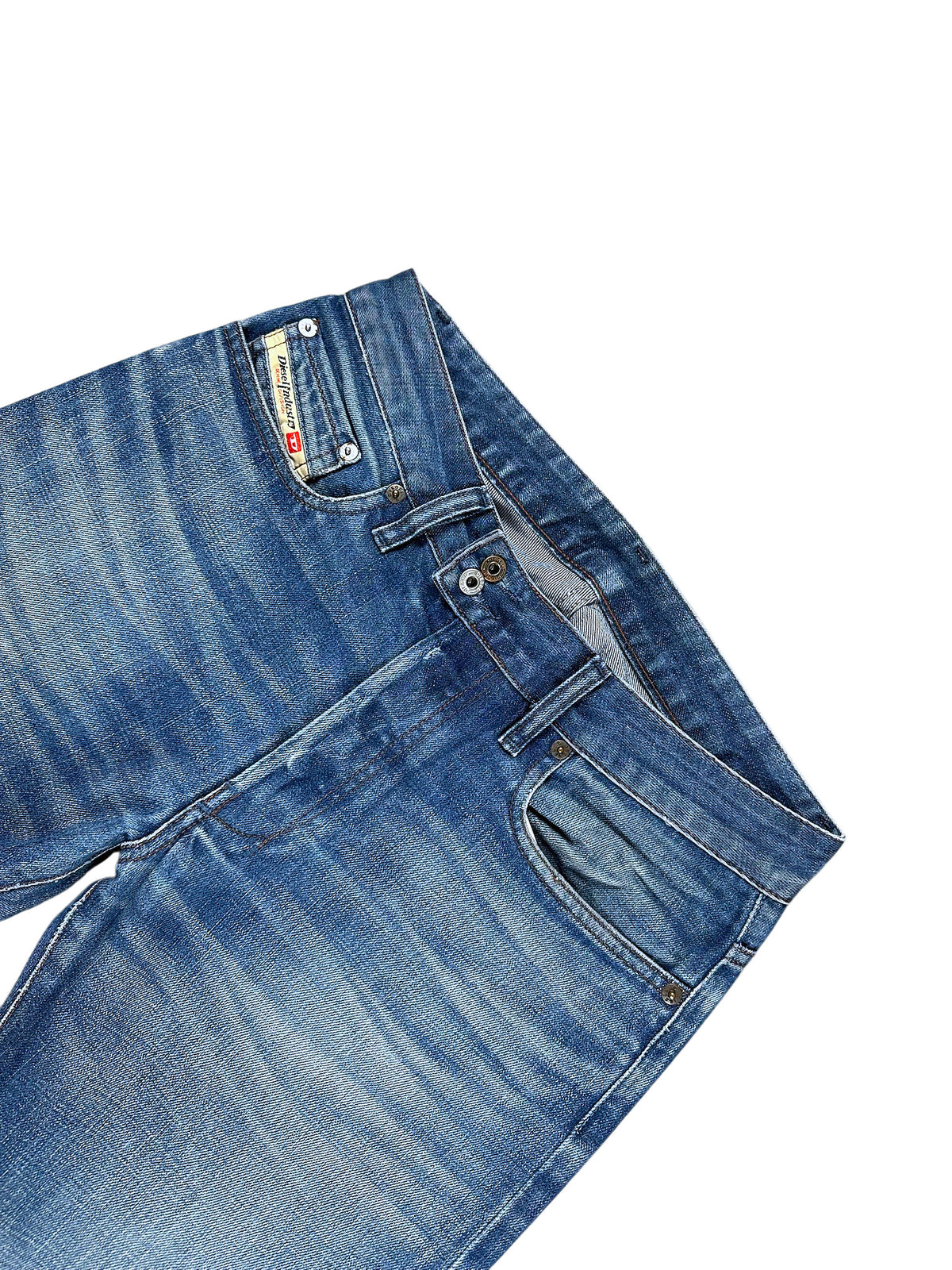 Vintage Diesel Bootcut Damenjeans (L) – Detailaufnahme 2