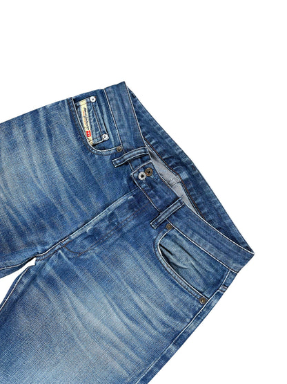 Vintage Diesel Bootcut Damenjeans (L) – Detailaufnahme 2