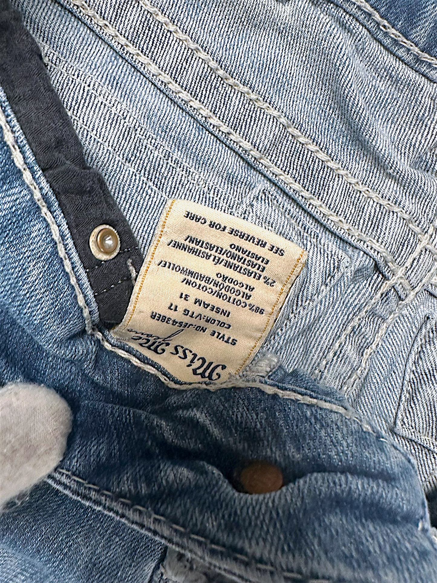 Vintage Miss Me Y2K  Bootcut / Flared Damenjeans (M)