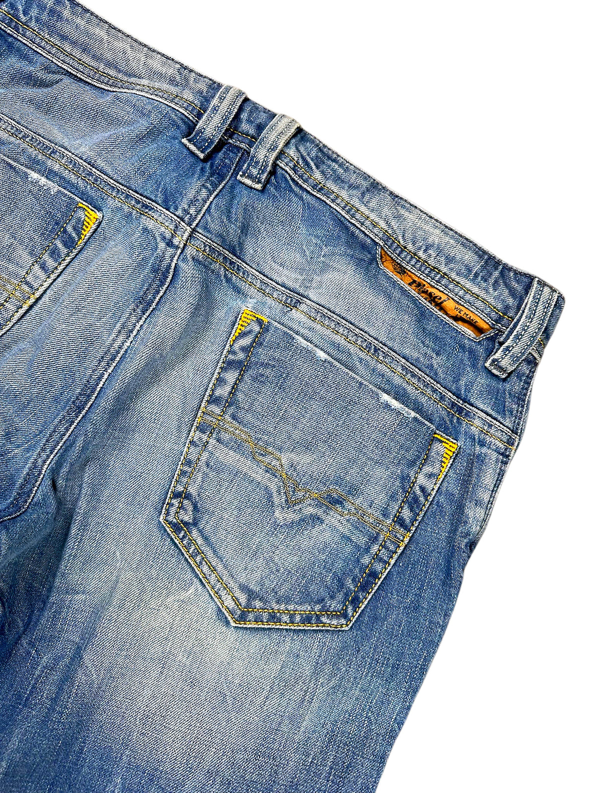 Vintage Diesel Straight Leg Jeans „Safado“ (L) – Detailaufnahme 5