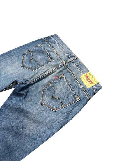 Vintage Levi’s Straight Leg Jeans „504 Straight“ (M) – Detailaufnahme 3