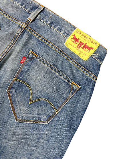 Vintage Levi’s Straight Leg Jeans „504 Straight“ (M) – Detailaufnahme 4