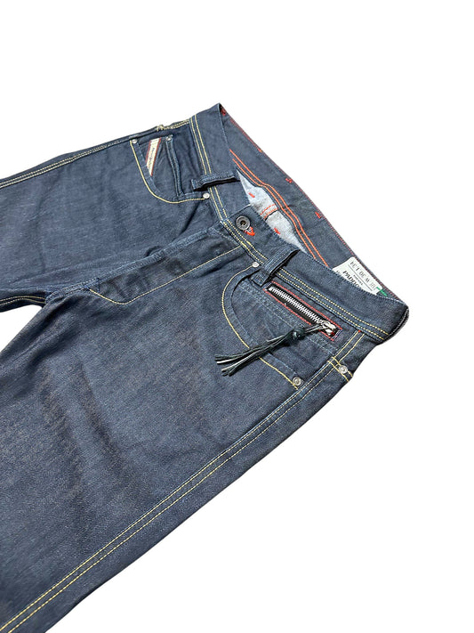 Vintage Diesel Straight Leg Jeans „Paddom“ (M) – Detailaufnahme 1