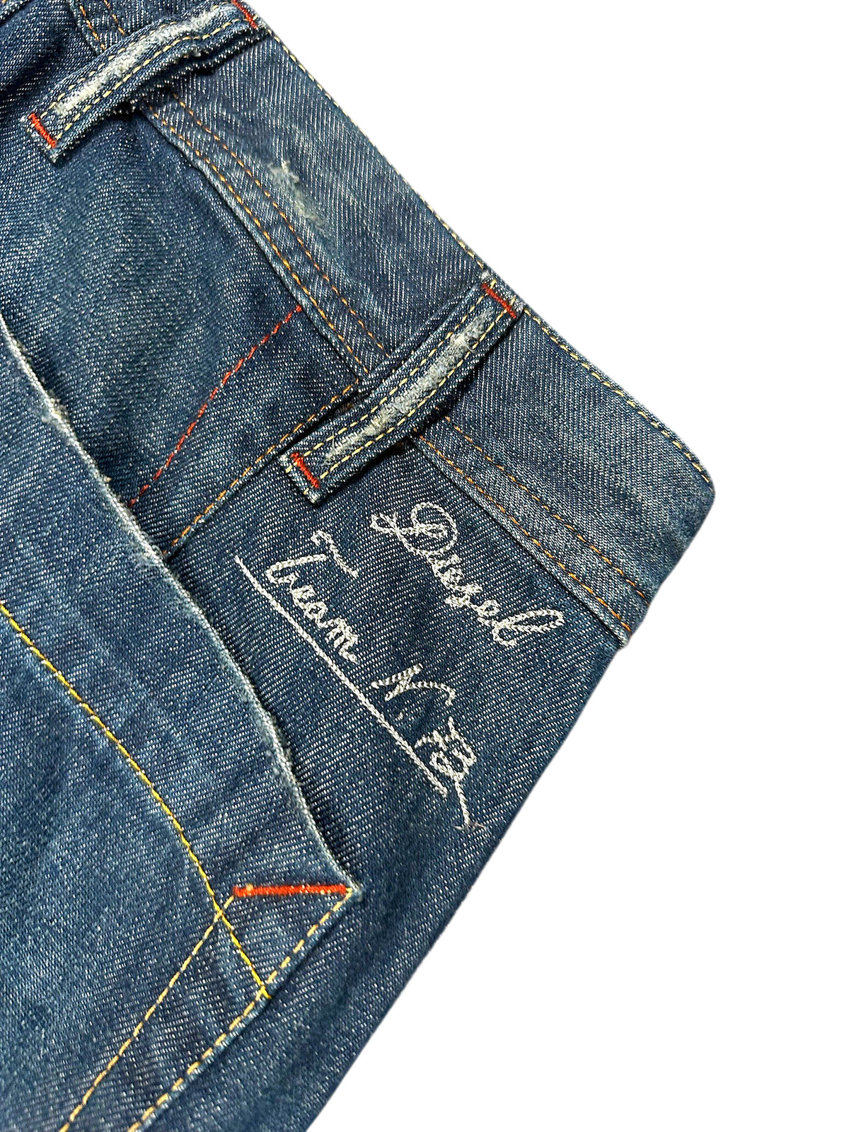 Vintage Diesel Baggy Jeans (M) – Detailaufnahme 4