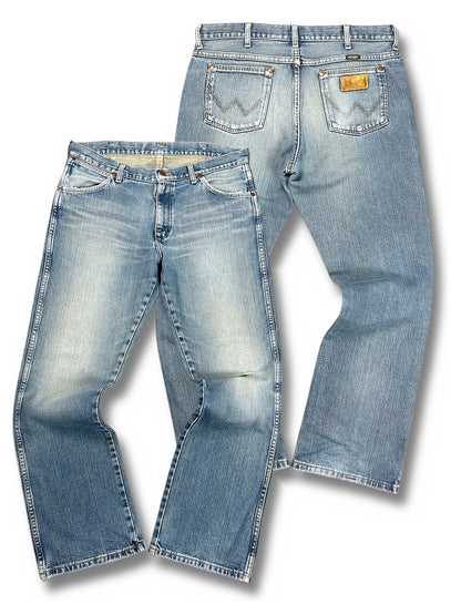 Vintage Wrangler Y2K Baggy Jeans (M) – Vorder- und Rückansicht