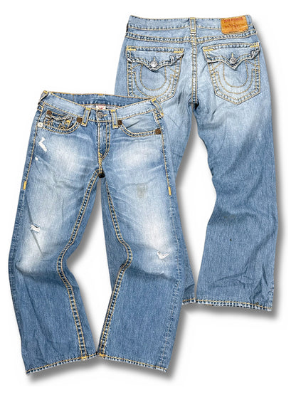 Vintage True Religion Y2K Flared Jeans (S) – Vorder- und Rückansicht