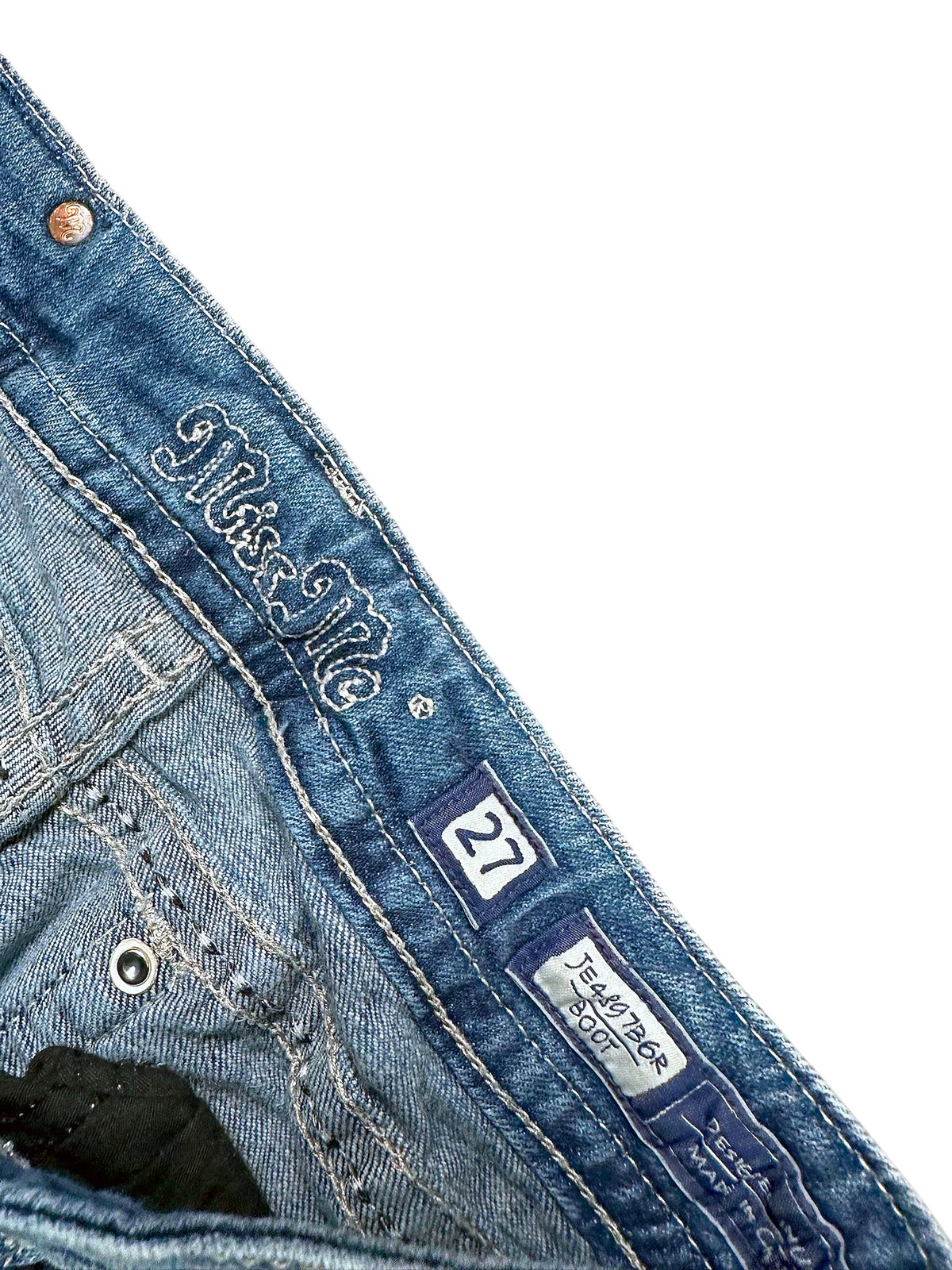 Vintage Miss Me Y2K Low Waist Bootcut Damenjeans (S) – Detailaufnahme 2