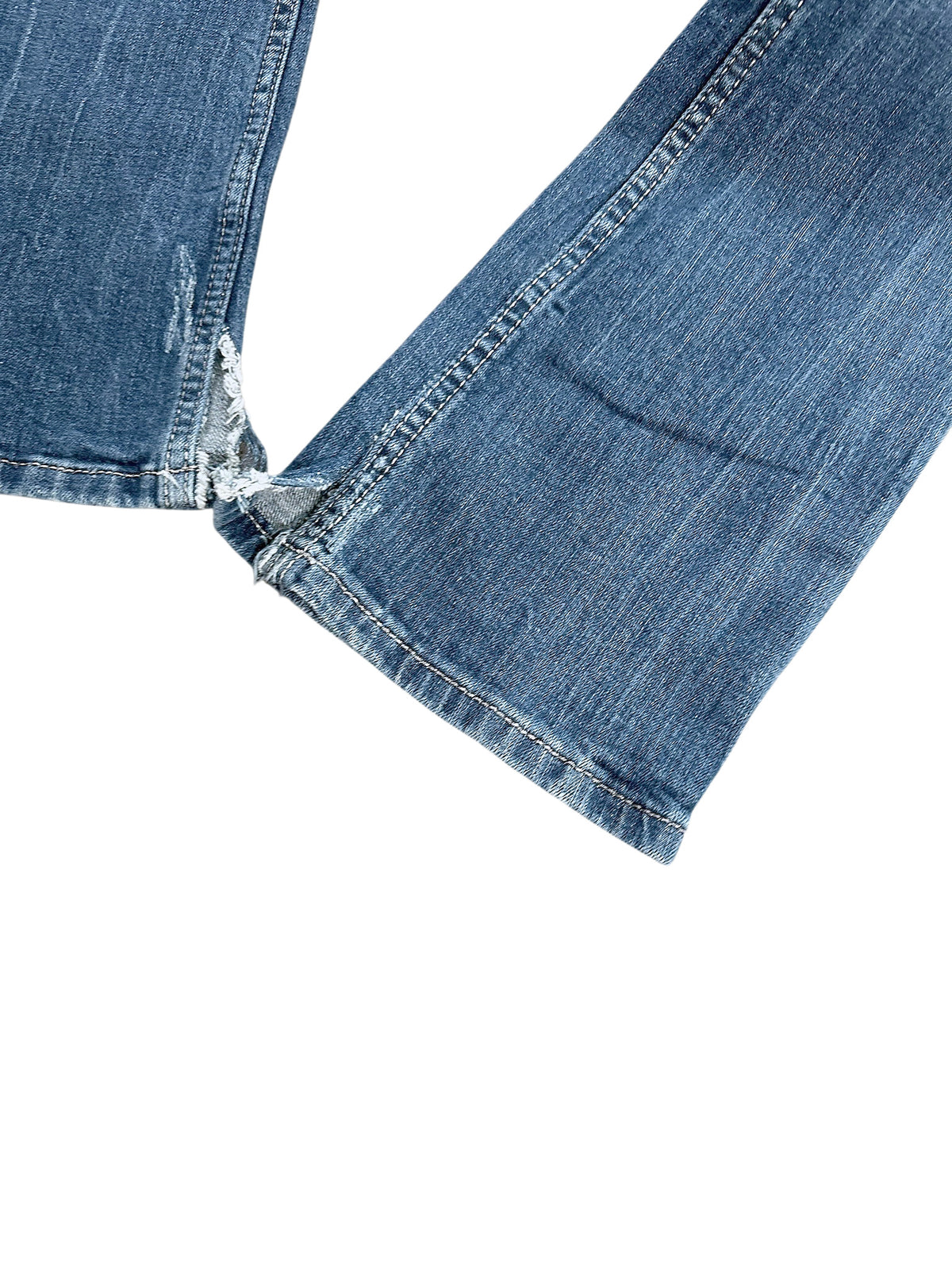 Vintage Miss Me Y2K Low Waist Bootcut Damenjeans (S) – Detailaufnahme 3