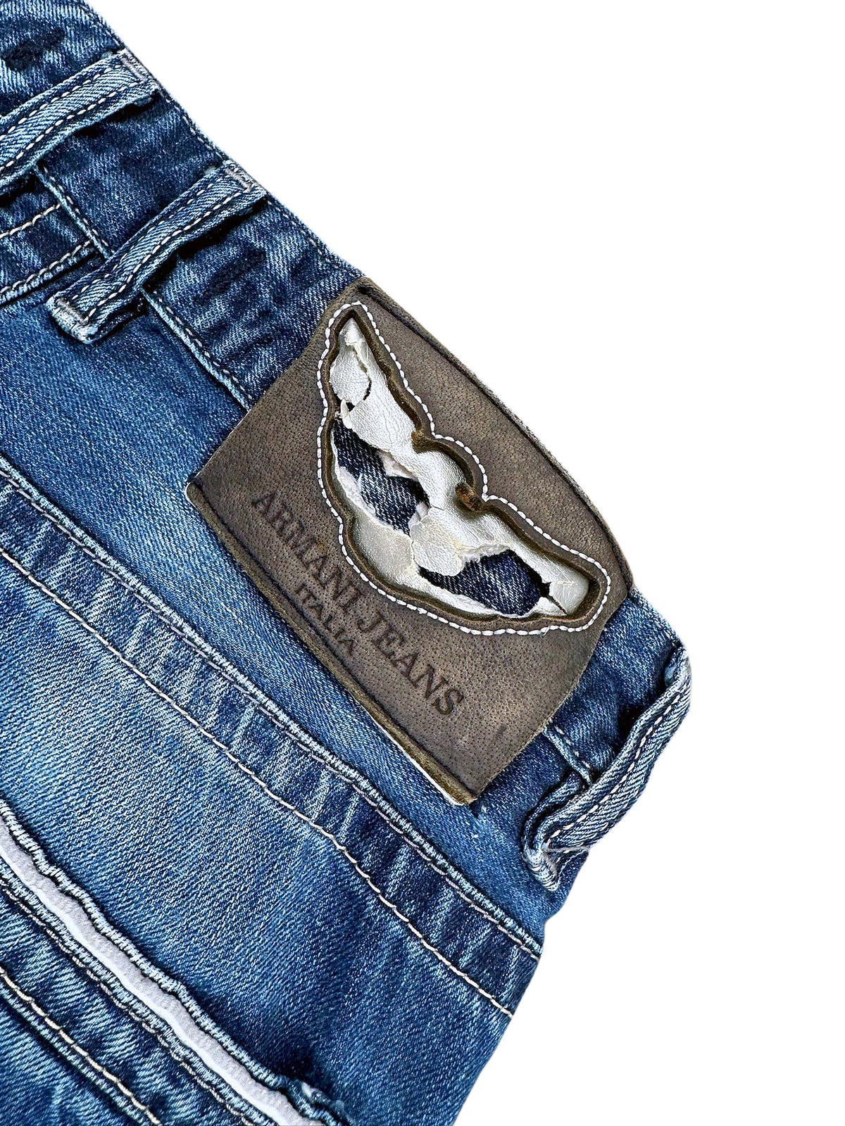 Vintage Armani Y2K Straight Leg Jeans (S) – Detailaufnahme 4