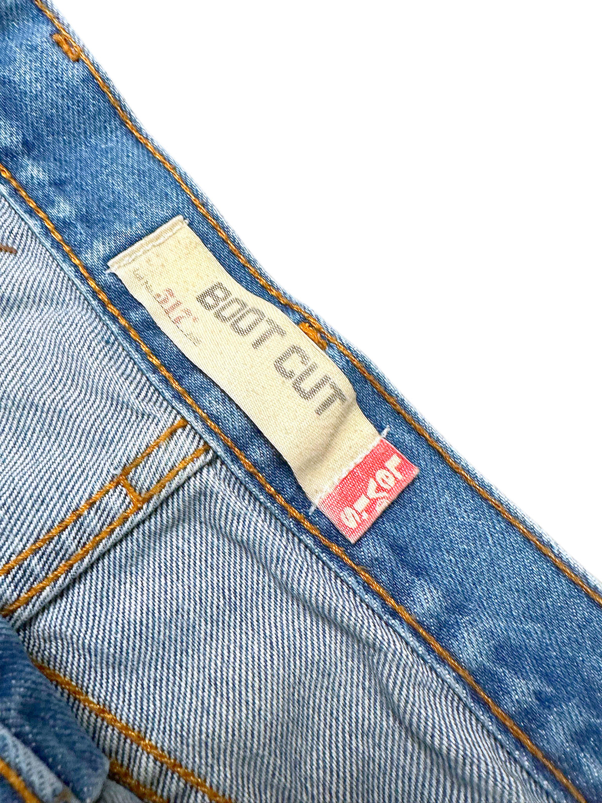 Vintage Levi’s Flared Jeans „517 Bootcut“ (M) – Detailaufnahme 1