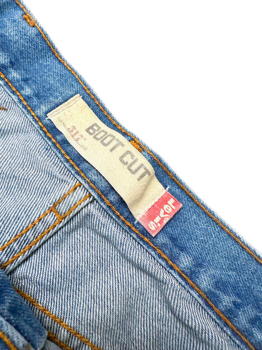 Vintage Levi’s Flared Jeans „517 Bootcut“ (M) – Detailaufnahme 1