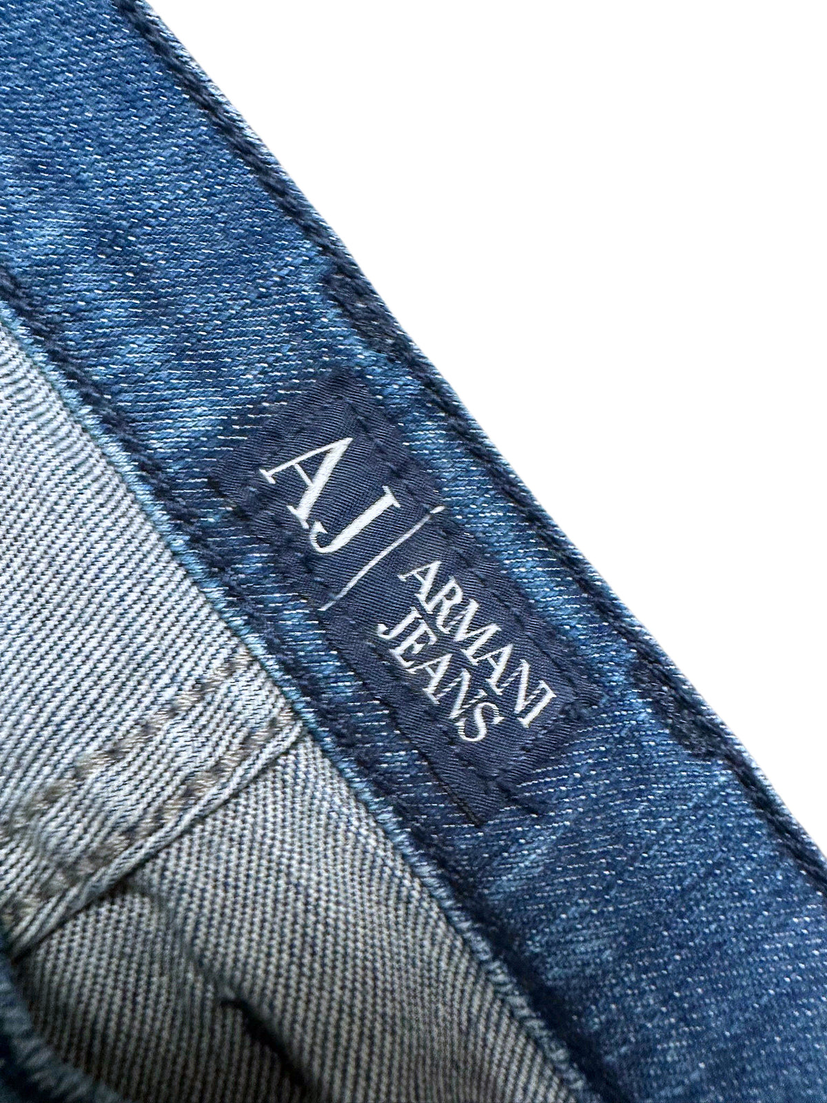Vintage Armani Straight Leg Jeans (S) – Detailaufnahme 1