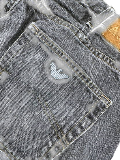 Vintage Armani Straight Leg Jeans (M) – Detailaufnahme 3