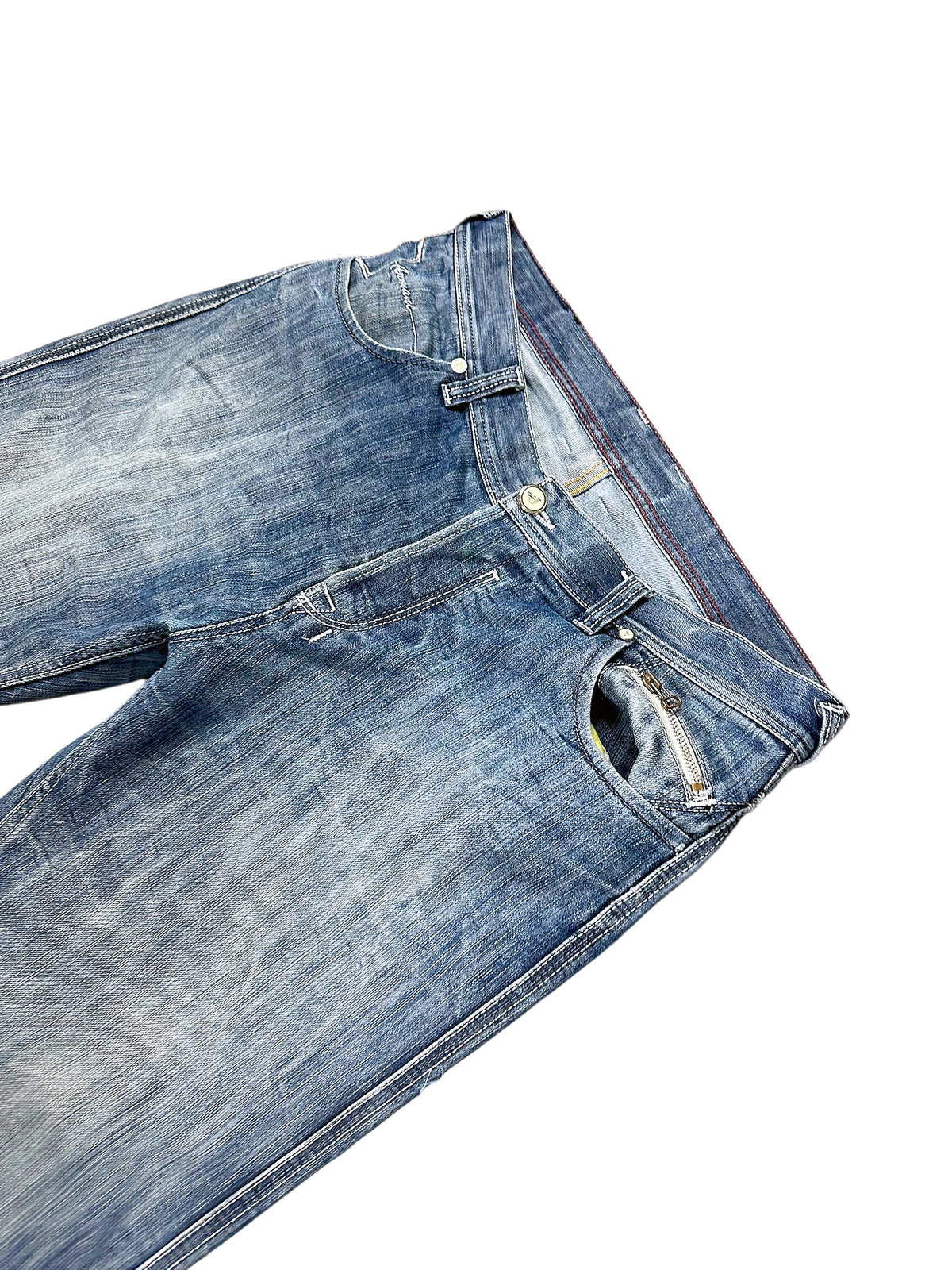 Vintage Armani Y2K Flared Jeans (L) – Detailaufnahme 1