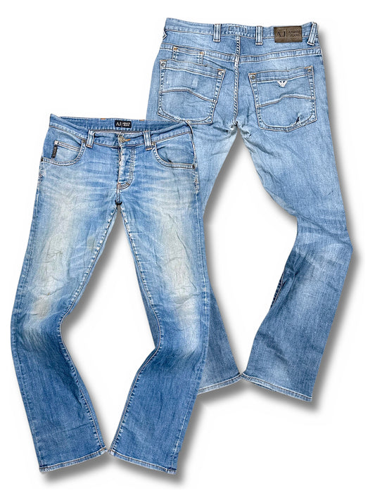 Vintage Armani Straight Leg Jeans (M) – Vorder- und Rückansicht