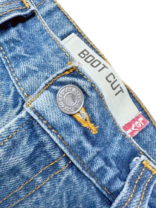 Vintage Levi’s Flared Jeans „517 Bootcut“ (S) – Detailaufnahme 1