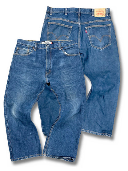 Vintage Levi’s Flared Jeans „517 Bootcut“ (M) – Vorder- und Rückansicht