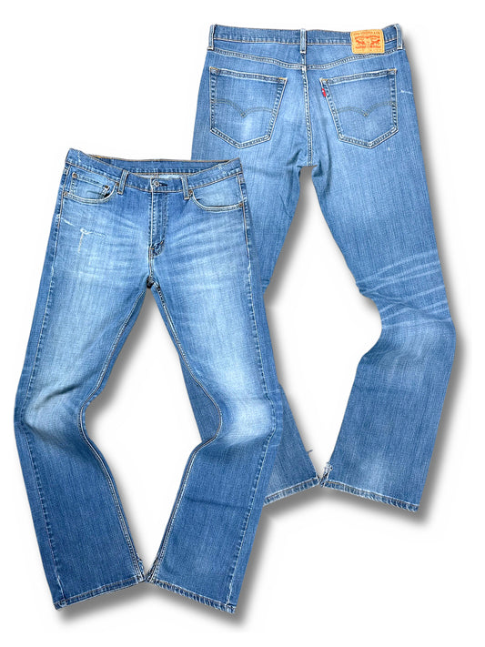 Vintage Levi’s Flared Jeans „527 Bootcut“ (XL) – Vorder- und Rückansicht