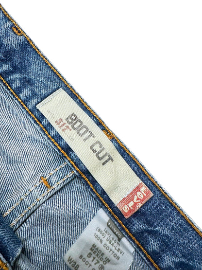 Vintage Levi’s Flared Jeans „517 Bootcut“ (M) – Detailaufnahme 1