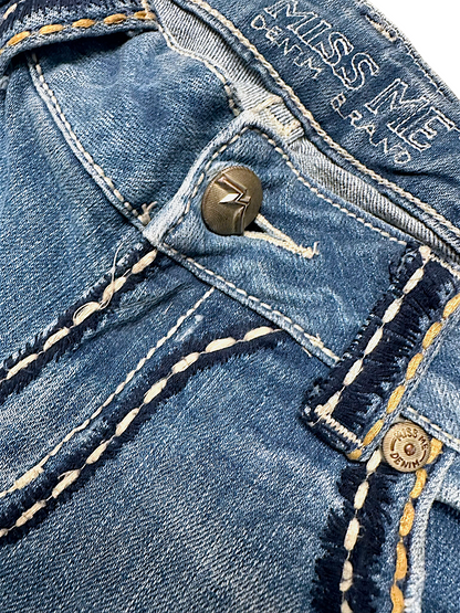 Vintage Miss Me Y2K Bootcut / Flared Damenjeans (M)