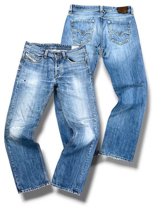 Vintage Diesel Straight Leg Jeans „LARKEE“ (M)