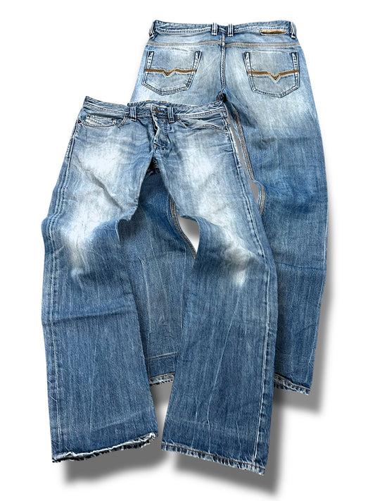 Vintage Diesel straight leg Jeans (S)