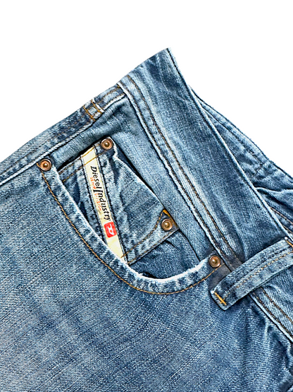 Vintage Diesel Straight Leg Jeans „LARKEE“ (M)