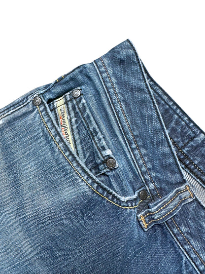 Vintage Diesel Straight Leg Jeans (M) – Detailaufnahme 2