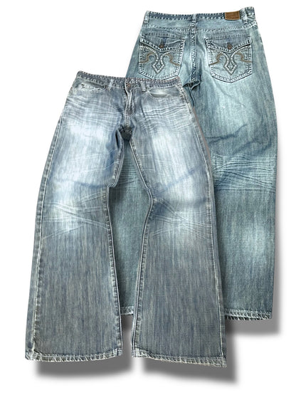 Vintage y2k Straight Leg Jeans (M)