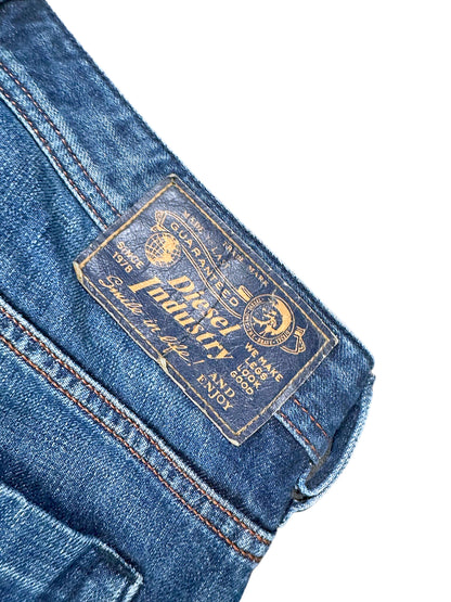 Vintage Diesel Flared Jeans (L) – Detailaufnahme 4
