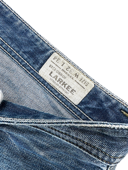 Vintage Diesel Y2K Straight Leg Jeans „LARKEE“ (L)