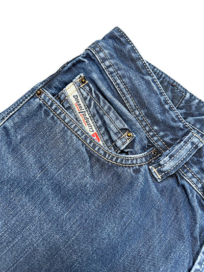 Vintage Diesel Straight Leg Jeans „Viker“ (S)