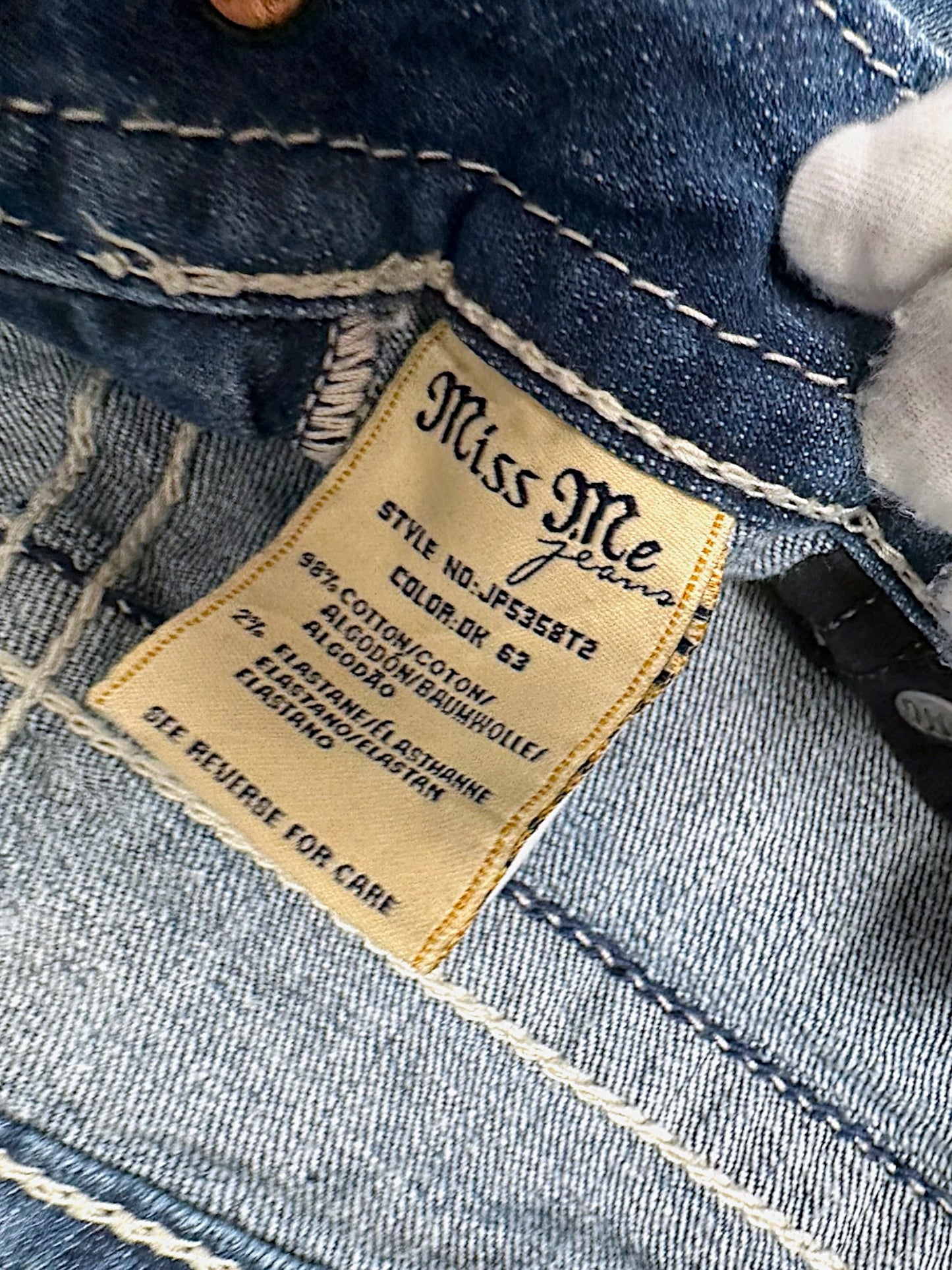 Vintage Miss Me Y2K Straight Leg Damenjeans (M)