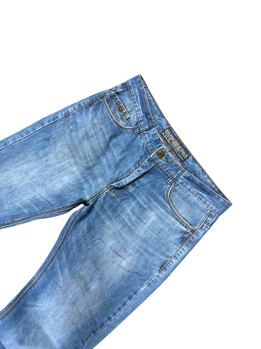 Vintage Diesel Flared Jeans (M) – Detailaufnahme 1